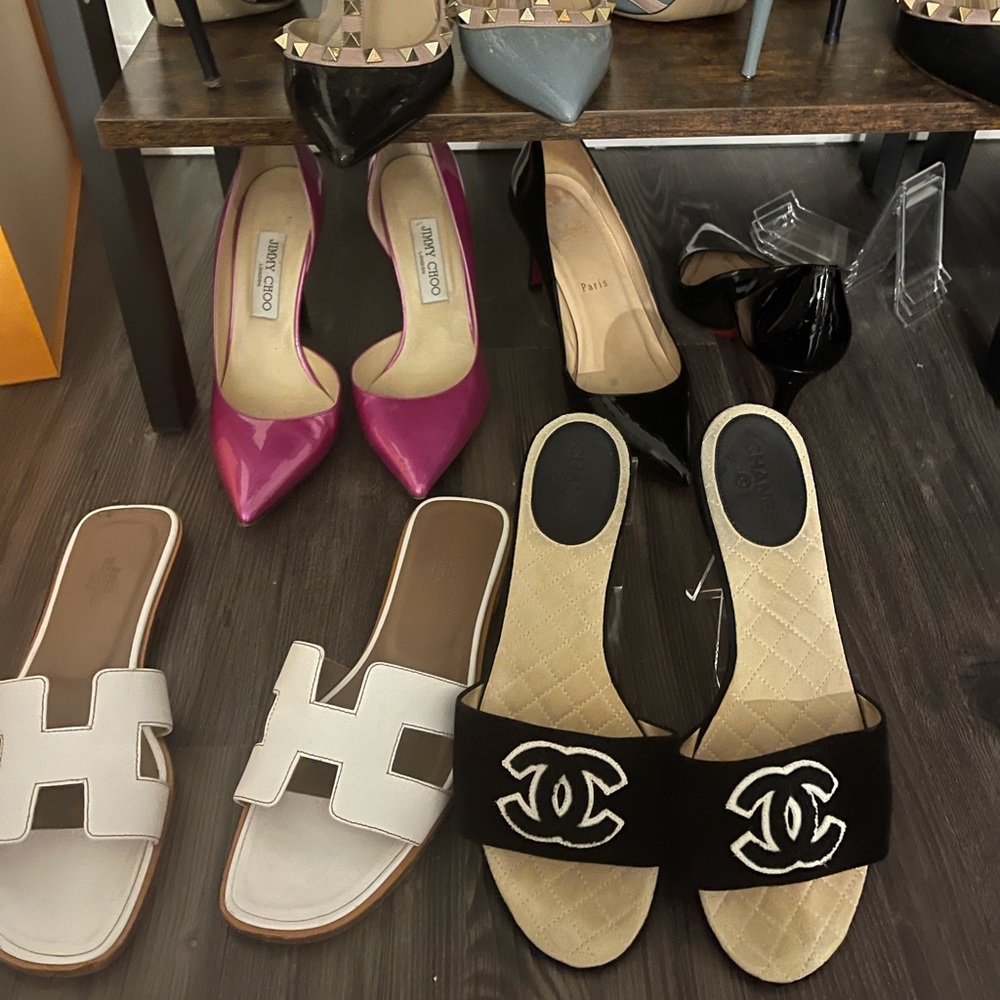 Rare CHANEL Interlocking CC Black Leather Open Toe Slides / Mules / 38 - Picture 4 of 9